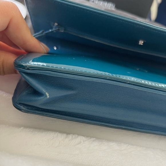 Authentic CHANEL Patent CC Logo Wallet On Chain WOC Blue/Teal - Picture 5 of 7